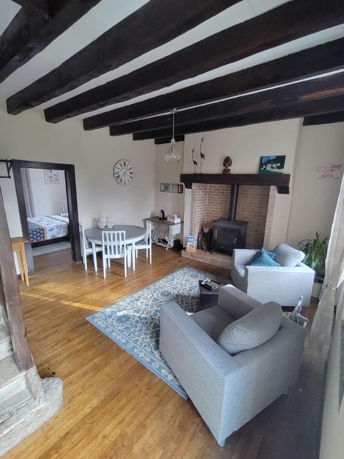 B&B Buddleja Saint-Hilaire-les-Places Exteriör bild